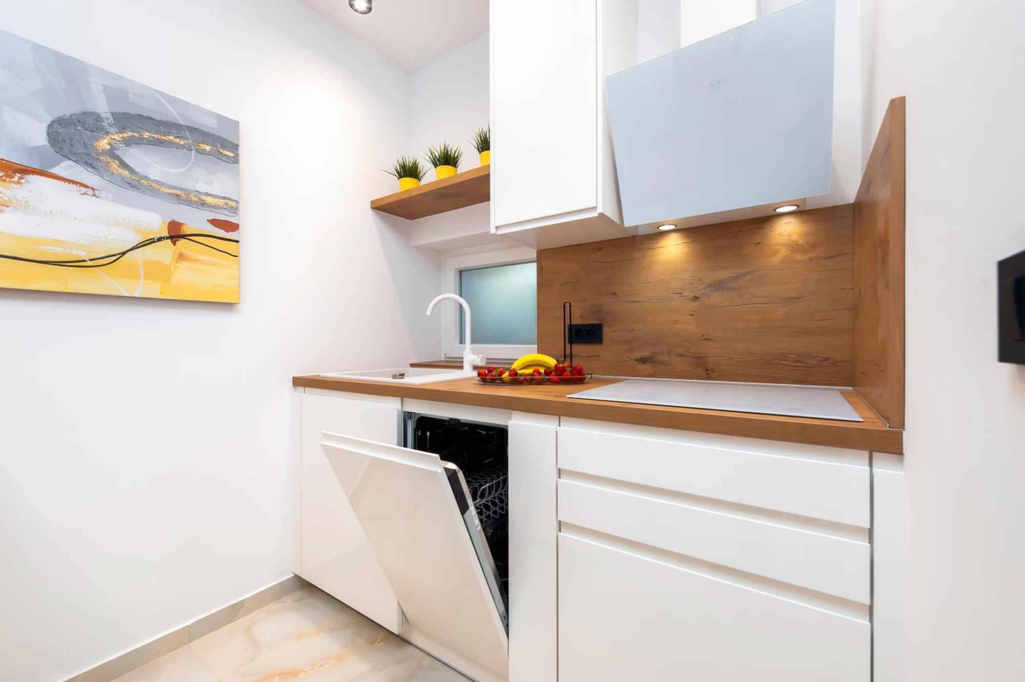 Exclusive Center With Free E-bikes Apartment
