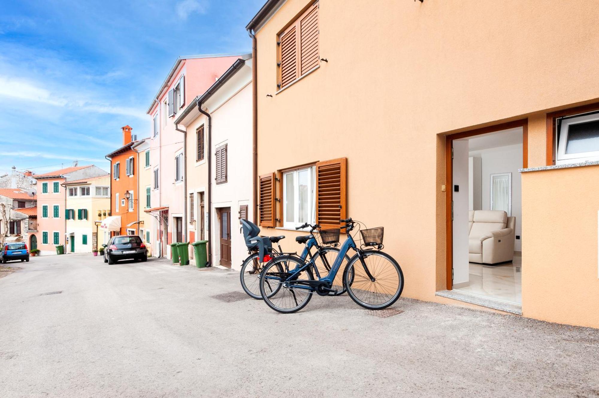 Apartment Exclusive Center With Free E-bikes